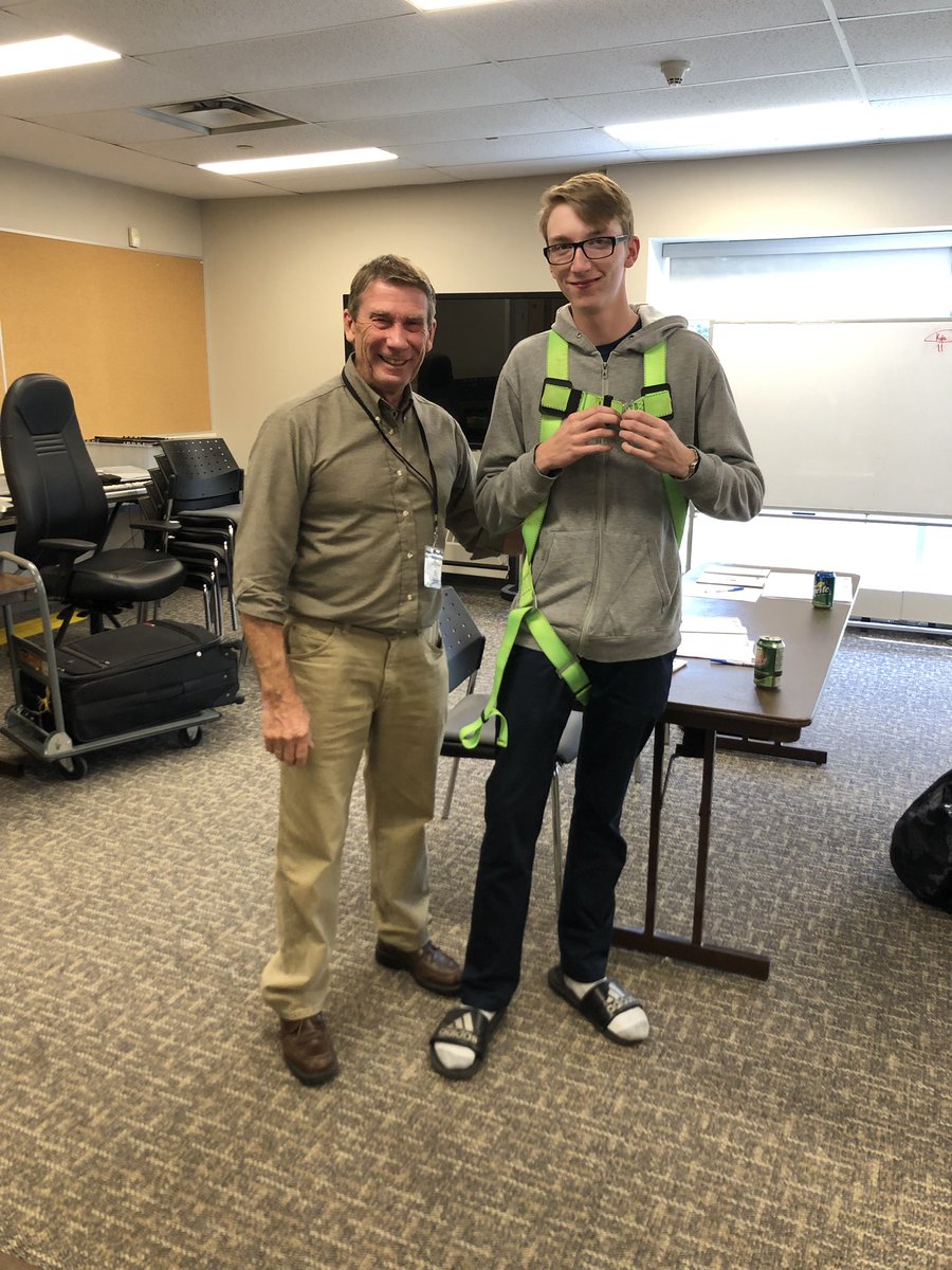 PVNC Cooperative Education students are learning to safely work at heights. Experiential Learning  #pvncLearns #OYAP