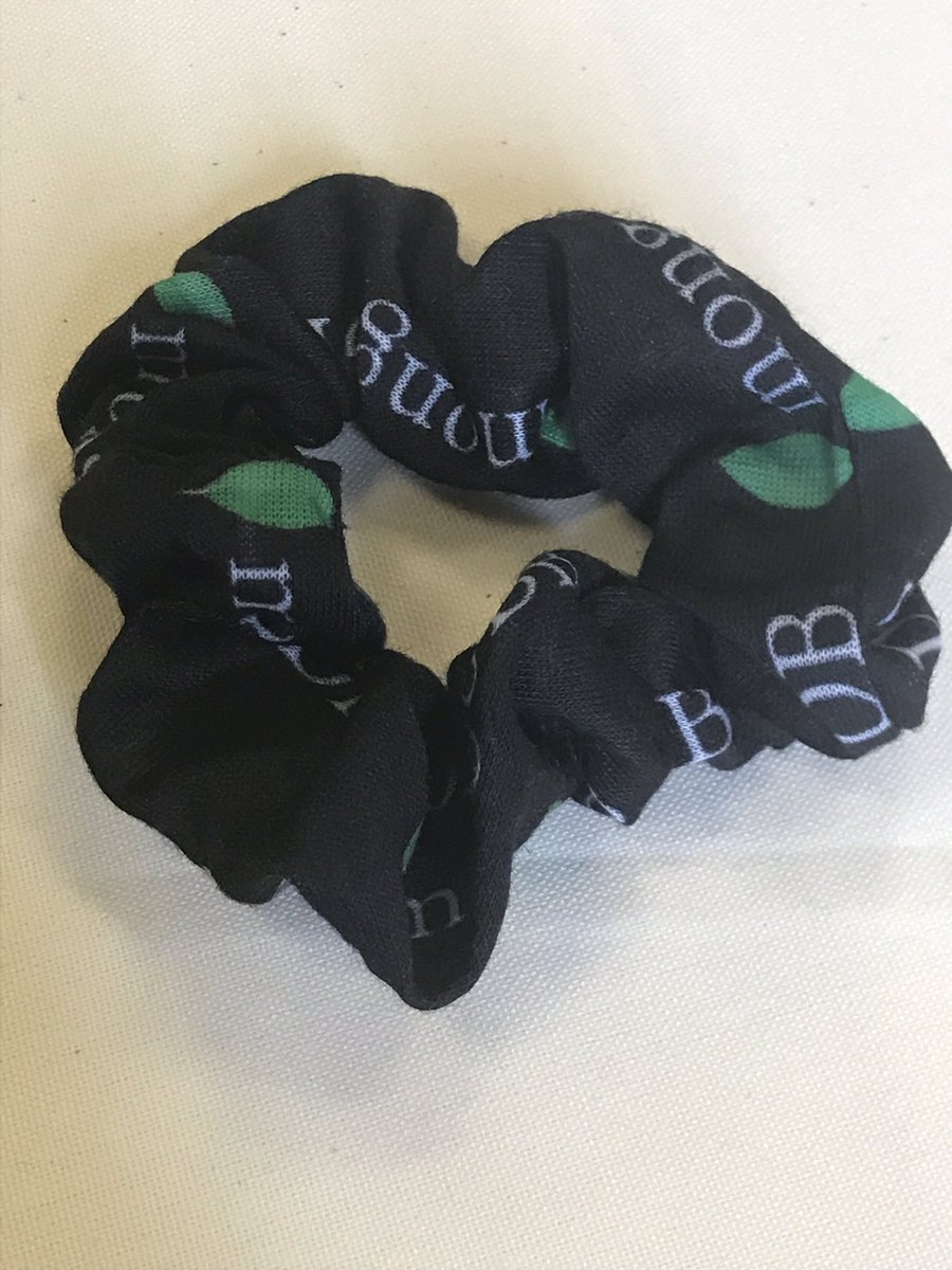 CalEvans's tweet image. #CascadiaPHP2019 
@MongoDB has these awesome cable wraps!