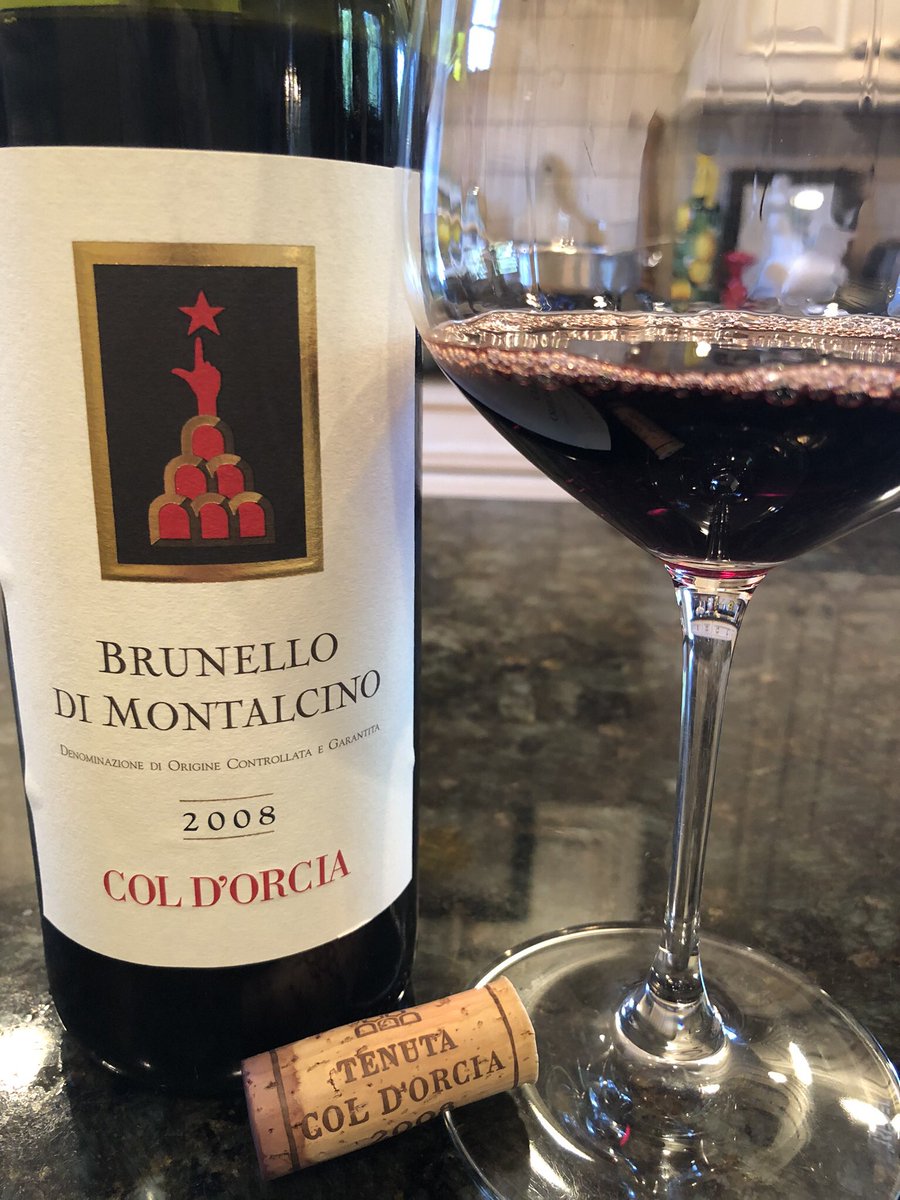 JohnMFodera's tweet photo. Digging into the cellar for another 2008. #CellarNote #Tuscanvines
https://t.co/FWu8fJhcTP https://t.co/gUeVEk2AwF