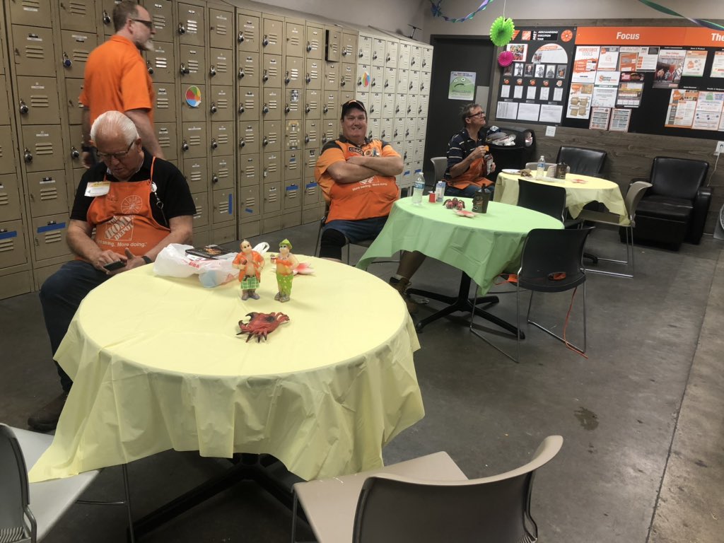 Brenda Hills tweet media