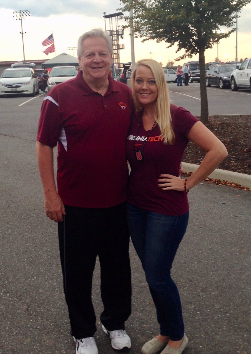 AshCademic's tweet photo. I went to college, because I wanted to be a #Hokie like my dad & I knew it would open doors for me in the future! With a proud @VT_alumni father, @virginia_tech was my first choice & it was the BEST decision of my life! @American_CAC @LOSFA #WhyApply #VTforLife #GoHokies https://t.co/KSWxTPsQ2Y