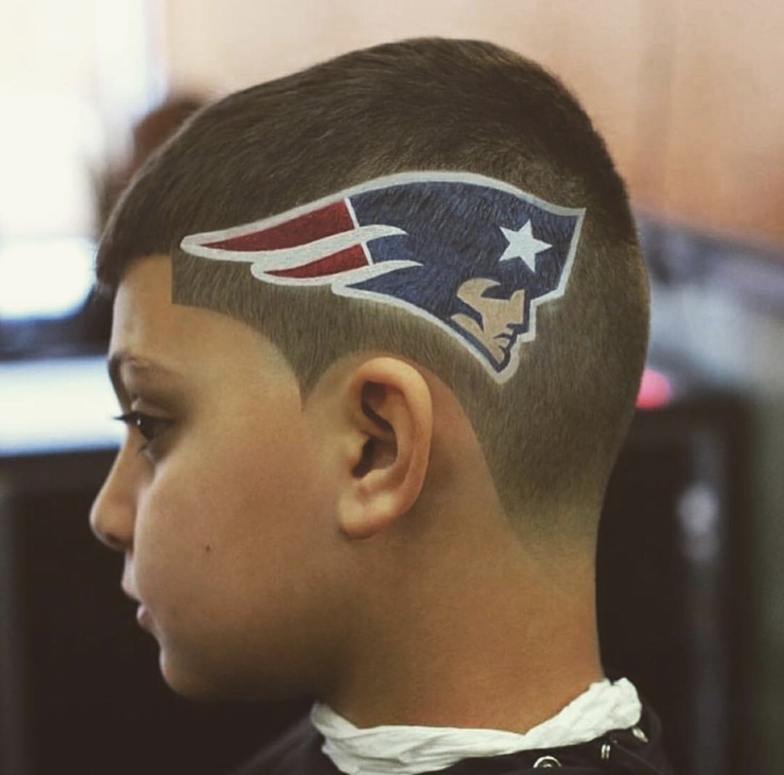 Brockton_Mag's tweet photo. #LexAndre
Owner and barber at #marvelouscuts. One of the best barbers in Brockton & definitely in the state. Congratulations on getting a new shop in the heart of Financial District in Boston coming late by the end of the year. Make sure to check out his work 💈 https://t.co/yvADzUe8vp
