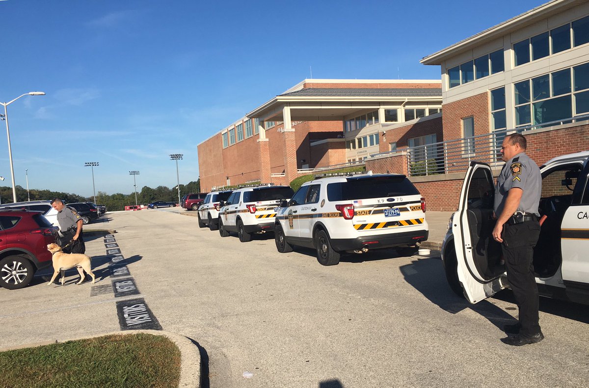 OJRSecurityDept's tweet photo. Special thanks to the State Police K-9 unit for their assistance today. We had 4 dogs/handlers conducting checks of both the high school and middle school. We conduct these searches periodically to help keep drugs out of our schools. Thanks again to #pastatepolice https://t.co/SF9Ki7QyJd