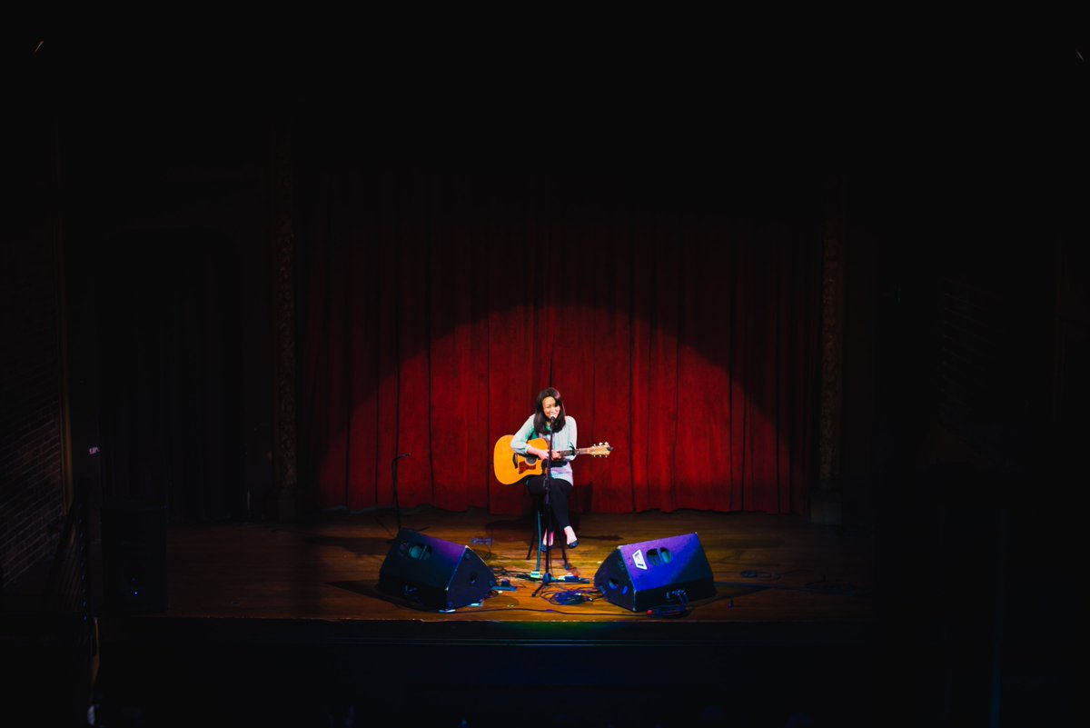 Portland, I'm coming to you next week! Excited to announce that I'll be supporting @JeffreyFoucault at the historic, @albertarosepdx on Wednesday, September 25th. I'll be playing solo at this show. Doors at 7pm, I'm on at 8pm. 

Ticket link: bit.ly/2kNWhtV
