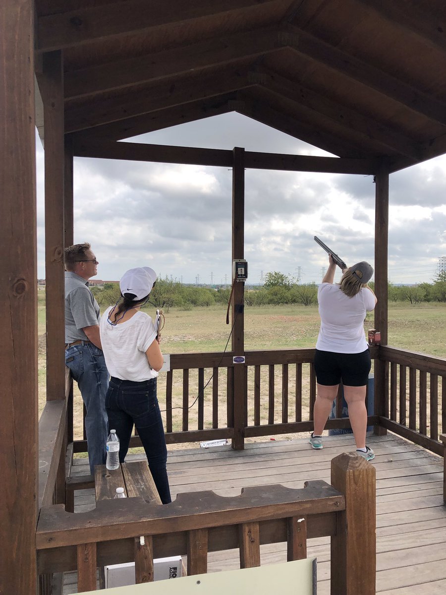 VBankShelby's tweet photo. Spending Friday at @DefenderOutdoor for the FWDDS 4th Annual Clay Shoot! @VallianceBank #fwdds #vbank https://t.co/1vDEzRZxk9