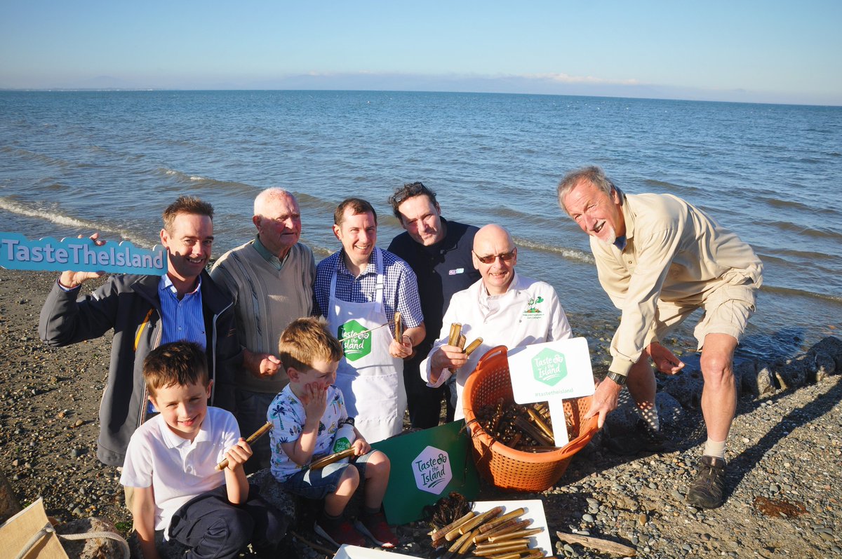 Great Day Gathering Annagassan Razor Clams Today.  Looking forward to our Event Celebrating Them Tonight <a href="/TheGlydeInn/">TheGlydeInn</a>  at 9pm and Taste of Togher Tomorrow from 12pm -5pm. For More Details Logon to tasteoftogher.com 
#tasteoftogher #TasteTheIsland <a href="/VisitLouthIE/">Visit Louth</a>