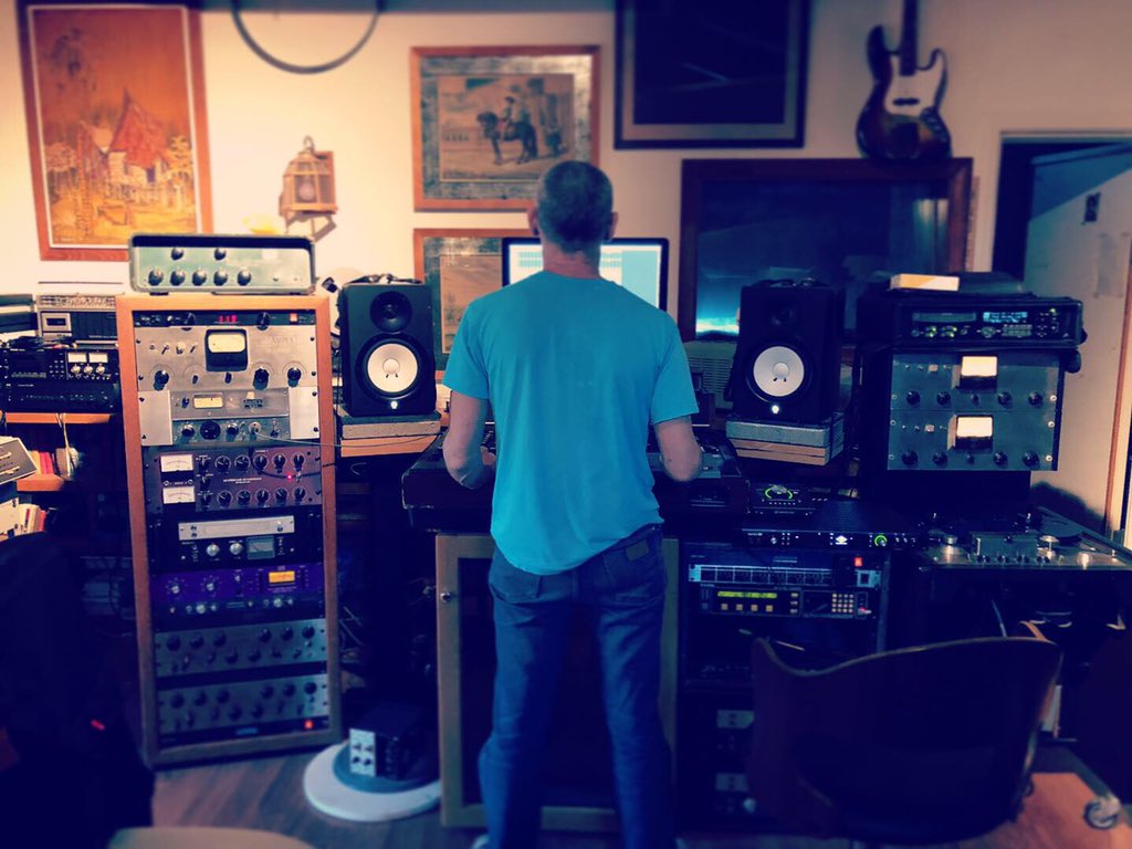 keironmarshall's tweet photo. Mixing @songsbyhannah & The Nordic Connections with #JasonHiller at #Electrosounds in #beverlyhills #losangeles #LA
Sounding fat!!!!
#recordingstudio #analogue #ToTape https://t.co/Bf1DqdMGR2