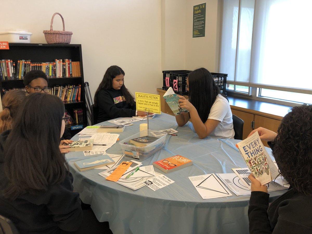 LHill_MPMS's tweet photo. Book Tasting Day!! I love seeing kids discover that there are so many great books just begging to be read! #MPMiddle https://t.co/bl8tX4sAZV