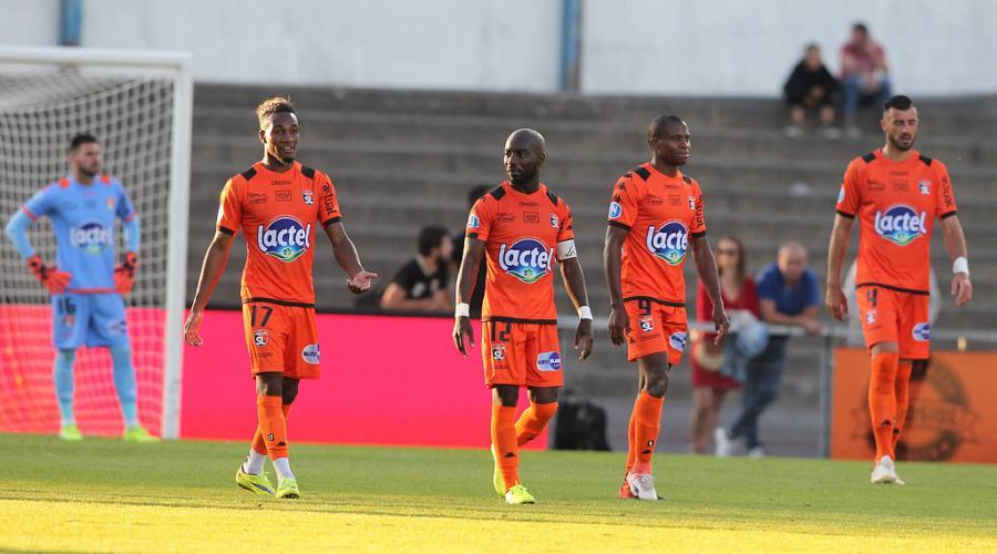 sports_ouest's tweet photo. #National  #SCTLAVAL  Le Stade Lavallois arrache sa première victoire à l'extérieur face à Toulon !

Plus d'infos : https://t.co/Pl2CkxnoBa https://t.co/coMg31baWx