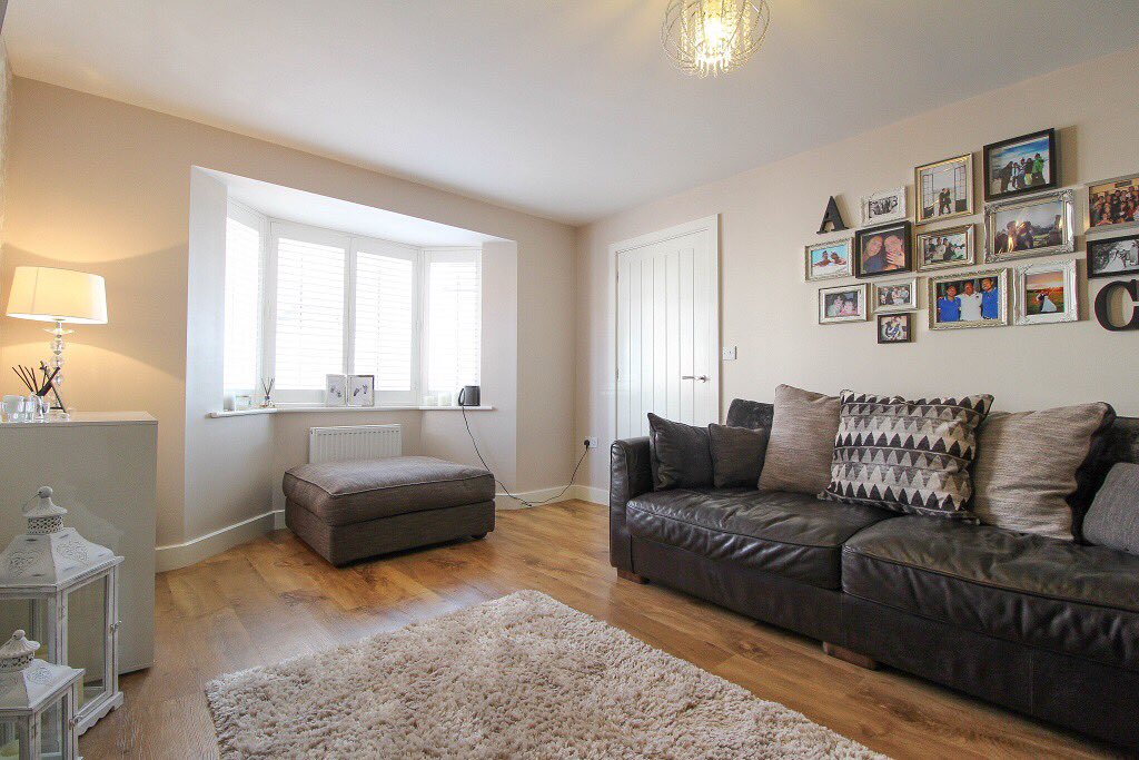 Knights_Estates's tweet photo. KEA Property Of The Week!

https://t.co/1Ax9aZzkb0

#findtheknight #KEA #property #realestate #estateagent #wedomore #welllookafteryou #propertyspecialistswhoputyoufirst https://t.co/Jlpv5BJWUB