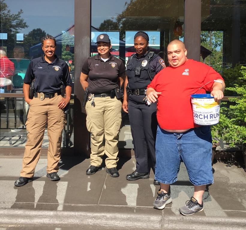 TheDurhamPolice's tweet photo. Come join us at the Chic Fil A Cops On Top event. We are at 3429 Hillsborough rd raising funds for the #specialolympics #chicfila #copsontop https://t.co/9wXL2w6njJ