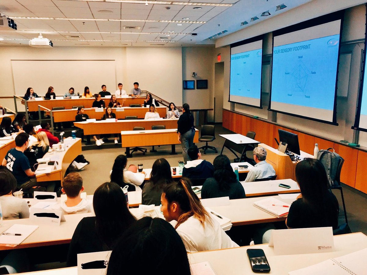 HCDResearchInc's tweet photo. Our Neuro Team had the opportunity to lecture @Wharton of @Penn on the basics of all things Applied Consumer Neuroscience! Thank you for having us! It was awesome being back in the classroom πππ #TheHCDDifference https://t.co/k4doN96Qjs