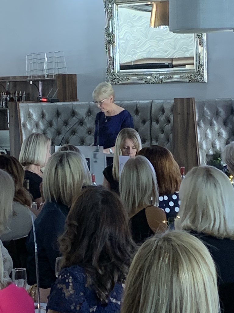 Louise Gray tweet media