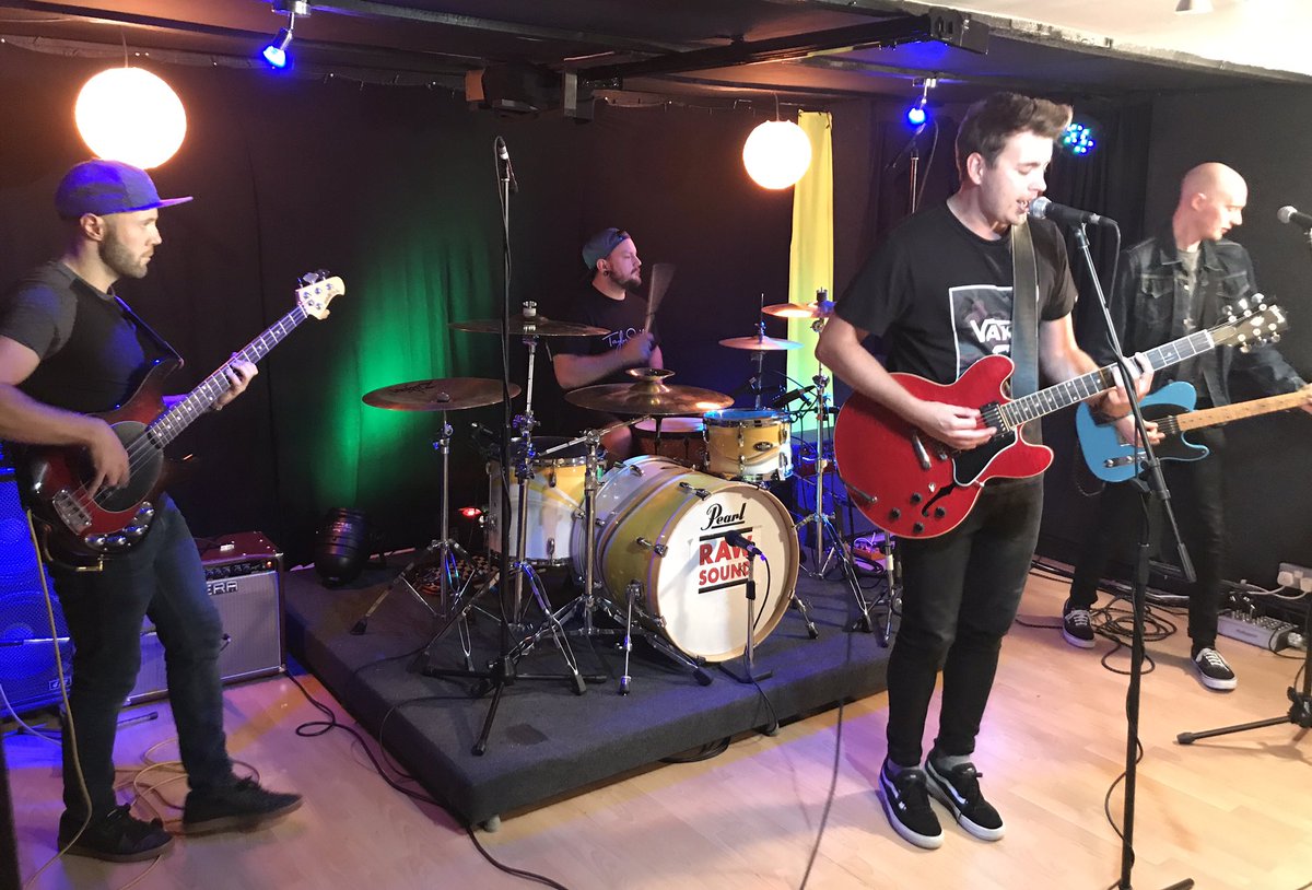 Back in the studio tonight filming episode 2 - first up <a href="/ofkingsandcaps/">Of Kings & Captains</a> sounding 🔥Luckily we’ve got <a href="/PistonheadLager/">Pistonhead Lager UK</a> on board with us again to cool us down! 🙌🏻