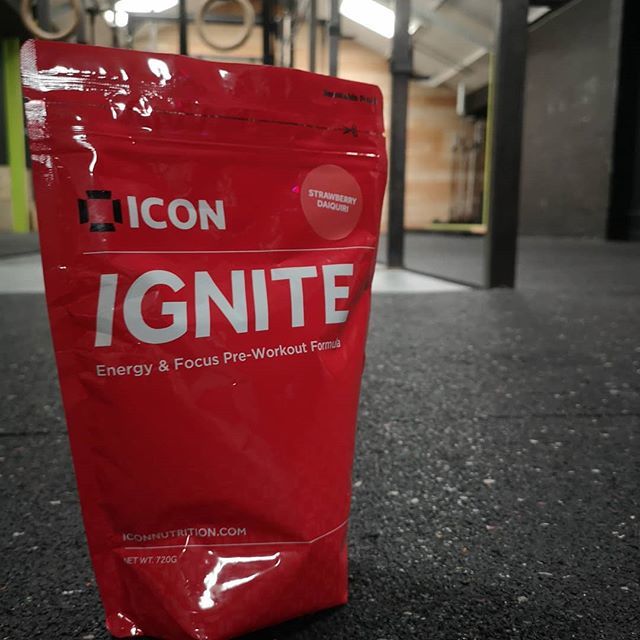 ICONNutrition's tweet photo. It's Friday so why not enjoy a refreshing strawberry daiquiri at our favourite bar 🍹🍓😋 #PreWorkout #Ignite #ICONNutrition #CFUK #CrossFit #FridayNightAtTheBar https://t.co/JXPhtTiLnW https://t.co/Zfyw5dwJf8
