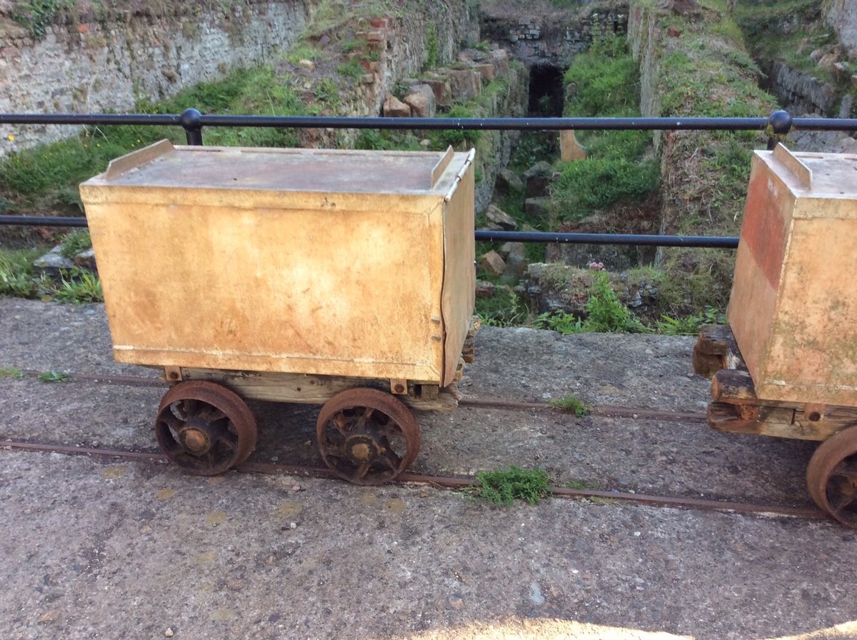 TheHeritageCavs's tweet photo. A huge thank you to the National Trust βladiesβ at #EastPoolMine this afternoon who were so welcoming and helpful. Our Year 1 students will be visiting the WHS as part of the #CornishMining module later this year. Canβt wait for the tour and possibly enjoy a spot of crowst time! https://t.co/UV9qcOVW1q