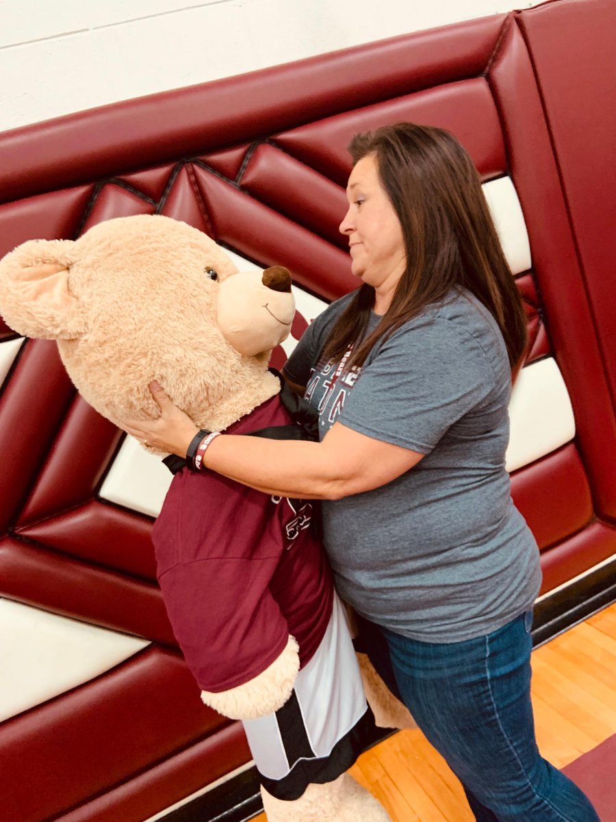 wshsbear's tweet photo. Mrs. @SharonKPatton: Buster, how are you feeling after your traumatizing experience?
Me: Hungry
Why is she looking at me like that? I really am hungry. No one would share their candy with me! #onewillow #LifewithBuster https://t.co/P3xjDLZ3vx