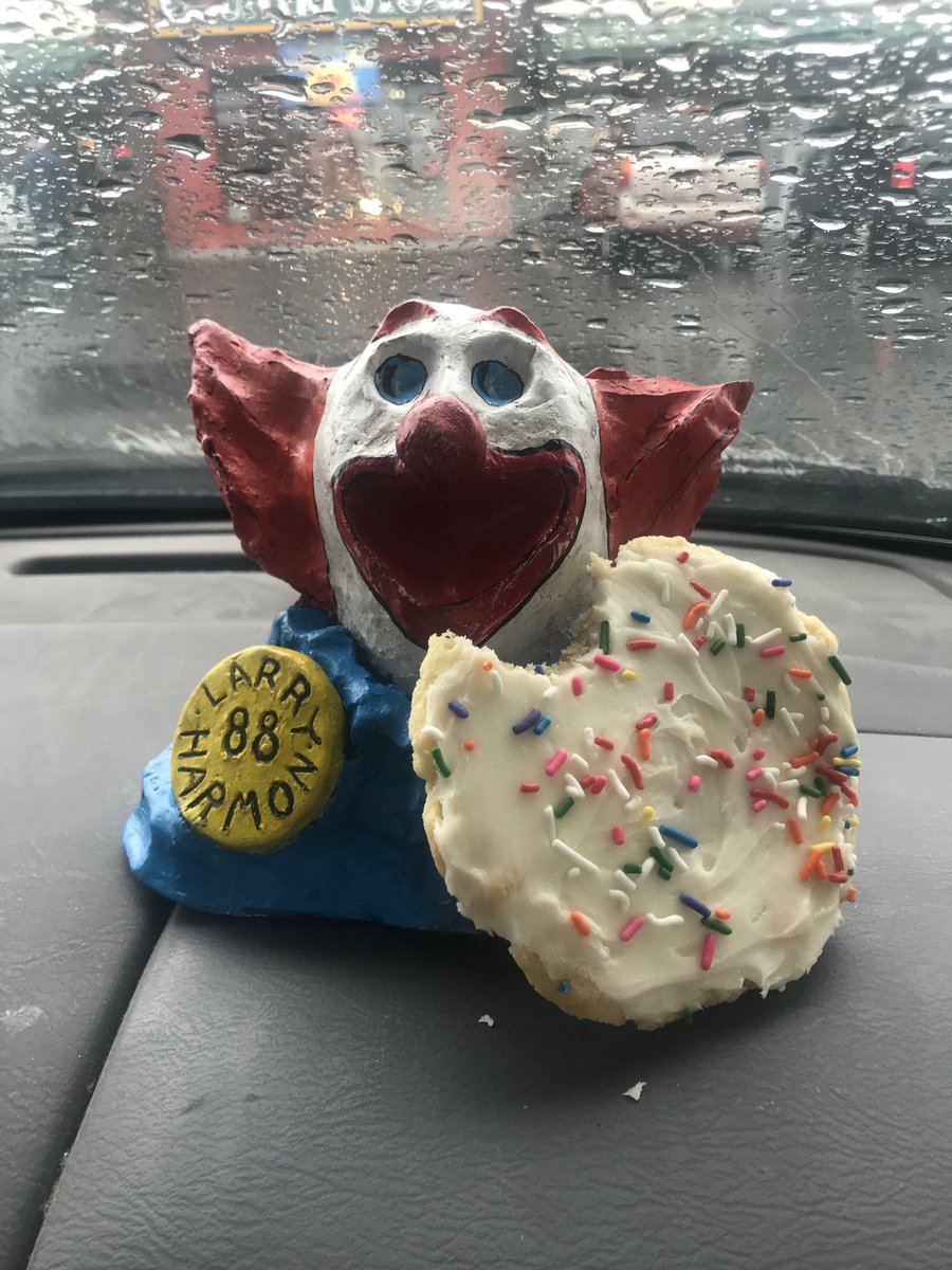 Hitched a ride with a stranger and they even gave me a cookie! SLC here I come. #tripleclowntour