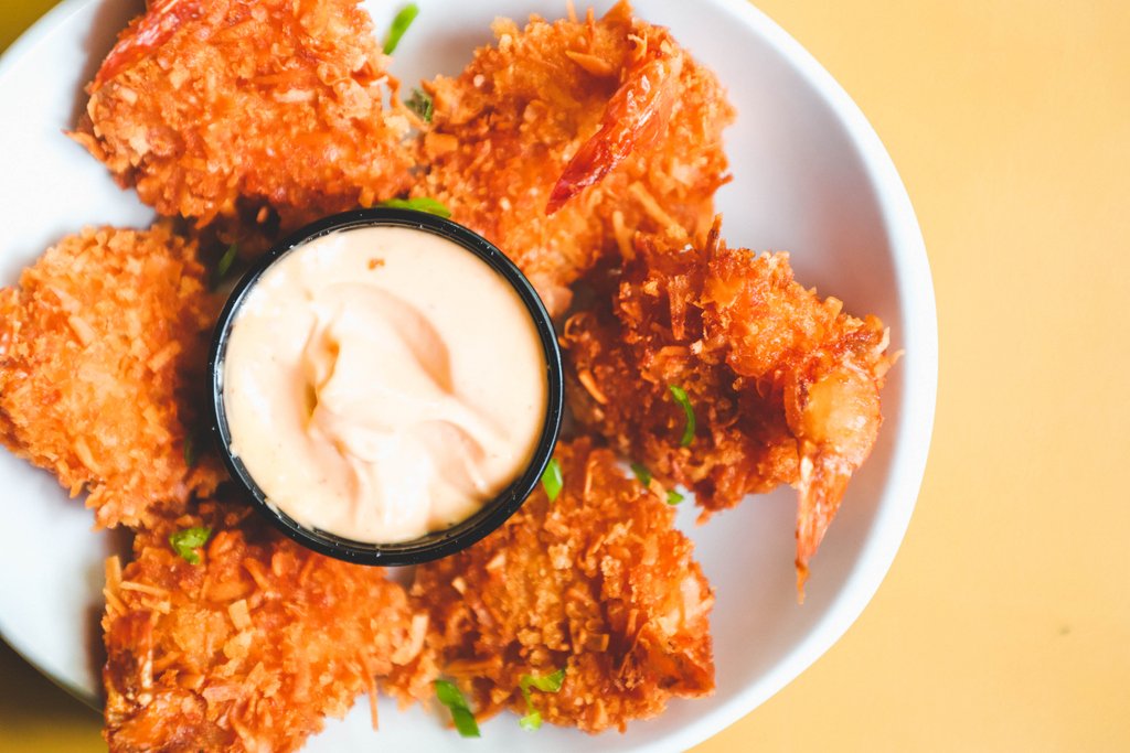 Friday night diner plans made! Start your weekend with and our delicious Coconut Shrimp tonight 🍤

Coconut Shrimp | sticky sauce, chili aioli, cilantro ⁠