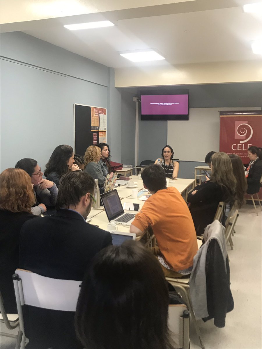 vicabatte's tweet photo. Algunos datos del taller #CELE19: tuvimos entre participantes y disertantes a más de 40 personas, integrantes de 33 organizaciones de 11 países de América Latina y el Caribe. https://t.co/tfLDUTqMg2