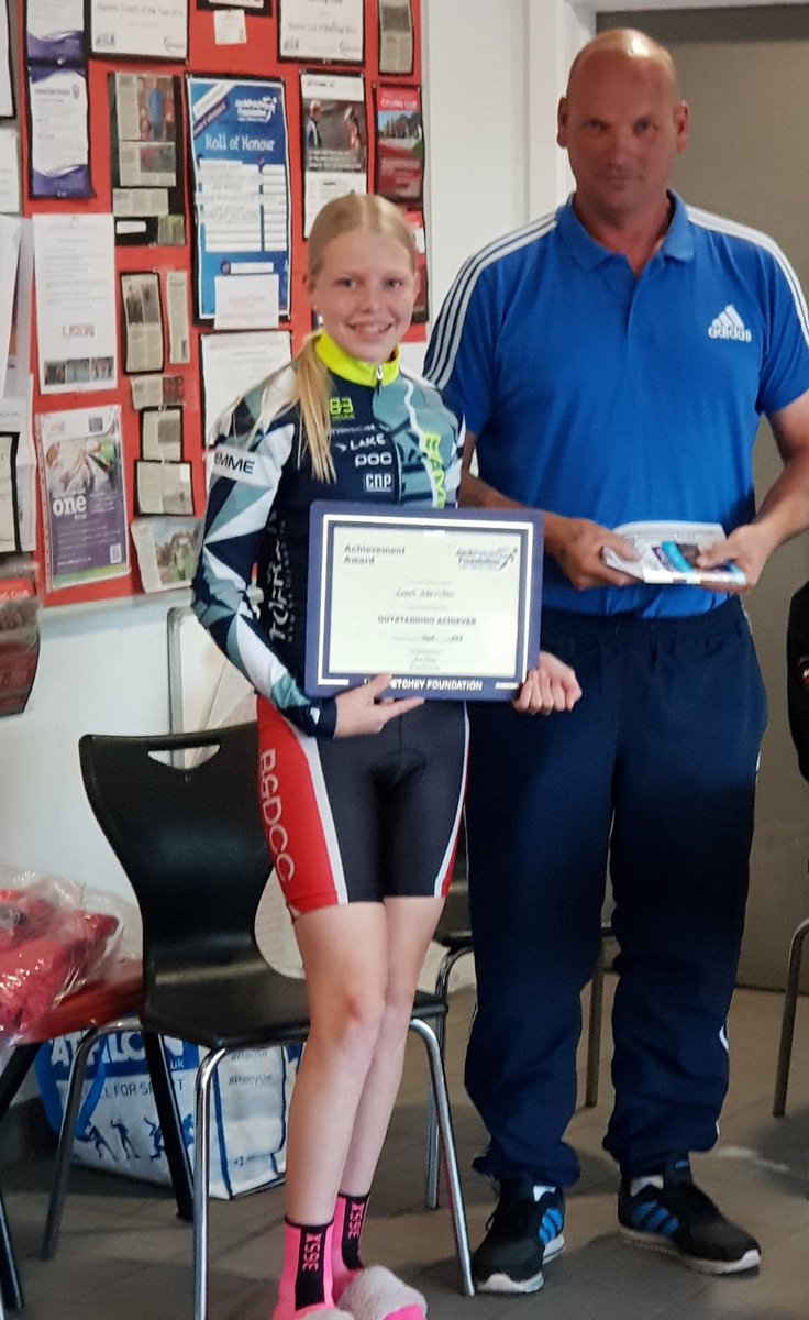 OfficialBandDCC's tweet photo. Leah with her jack Petchey award @JPFoundation @BeFirstLondon @14trebor https://t.co/UUrzlpfJ3o
