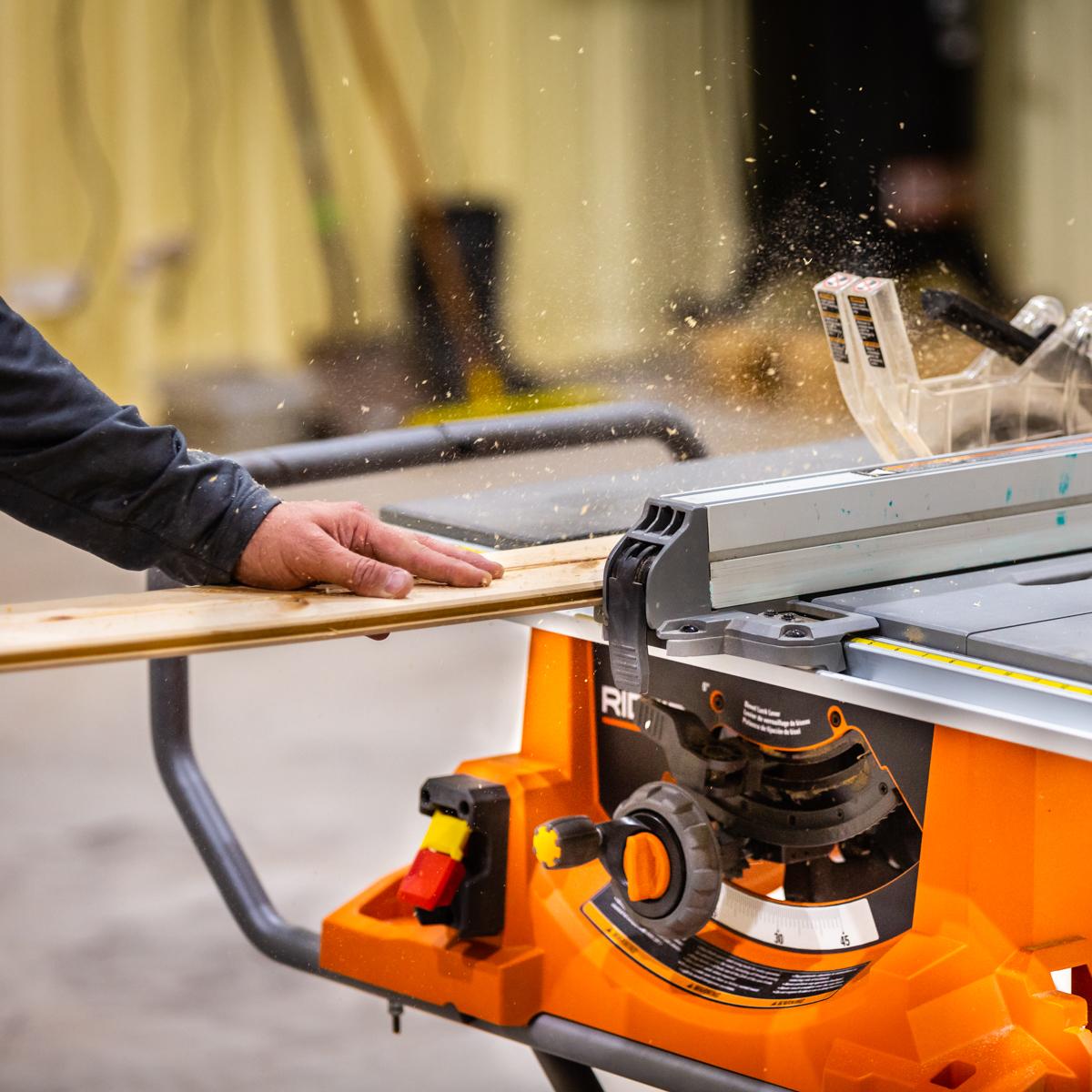 HomeAvon's tweet photo. We've got all the tools to turn your real home into your dream home. https://t.co/XTH7ugIO4m