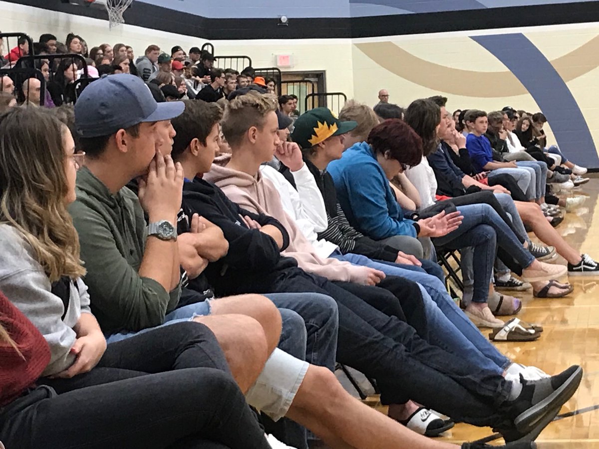 michelleszott's tweet photo. .@AbjJordan hosted an #Election2019 #debate this morning. Students were very engaged. #gettinginformed #shpk #strathco @EICSTalks https://t.co/25lOK803Xb