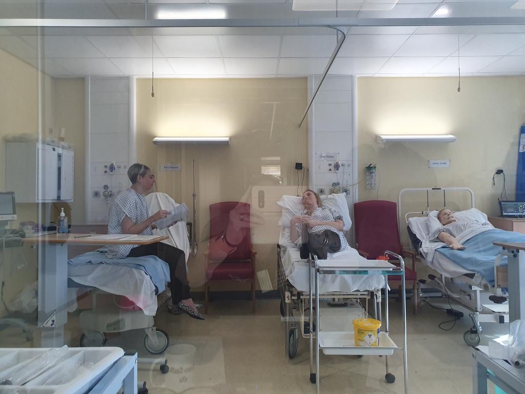 Caz (RSciTech ASPiH - C S & Sim Tech CHFT) tweet media