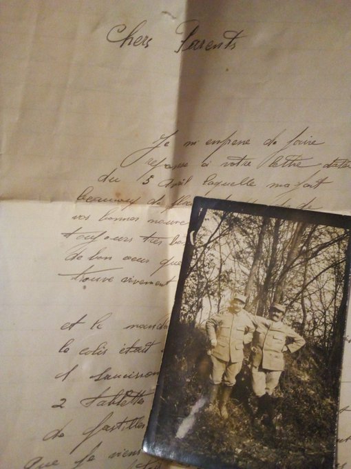 Voir l'image sur Twitter