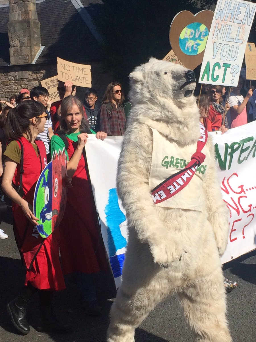 MoiraFin's tweet photo. Proud to have been part of Edinburgh’s #ClimateStrike today, joining with people of all ages across the planet. Now will the world’s leaders take #action? https://t.co/OxUqVc8y92