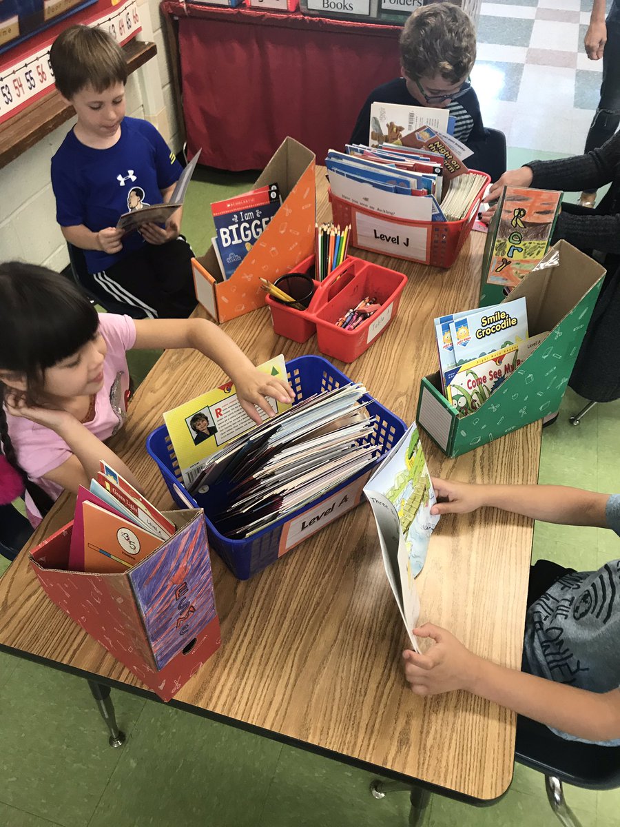 QRSCorrigan's tweet photo. Choosing Just Right books for our book boxes 📚@qrbryant https://t.co/LO2rWNAO1r