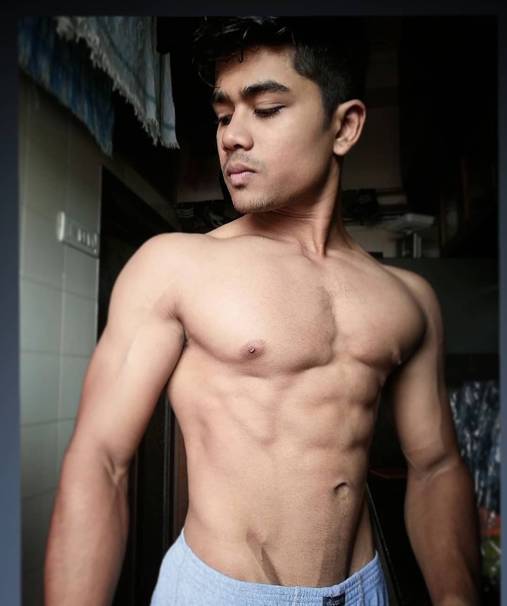 shirkar_aditya's tweet photo. Gym is like a Laboratory for me now, I research, experiment, learn from experience and express through my results

@rajendradhole
@yash_ironman
@swarajsingh.sahota 
@queenbee.fit

#coachrd #personalcoach #natural #potential #alphaisastateofmind #energy #fitness #makeithappen https://t.co/hFG68rCtSv
