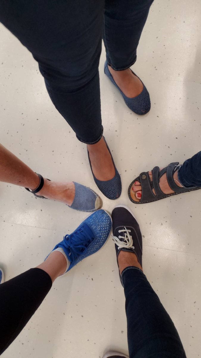 TracyStake2's tweet photo. Writing workshop
#weare126 https://t.co/aUK1h61BoV