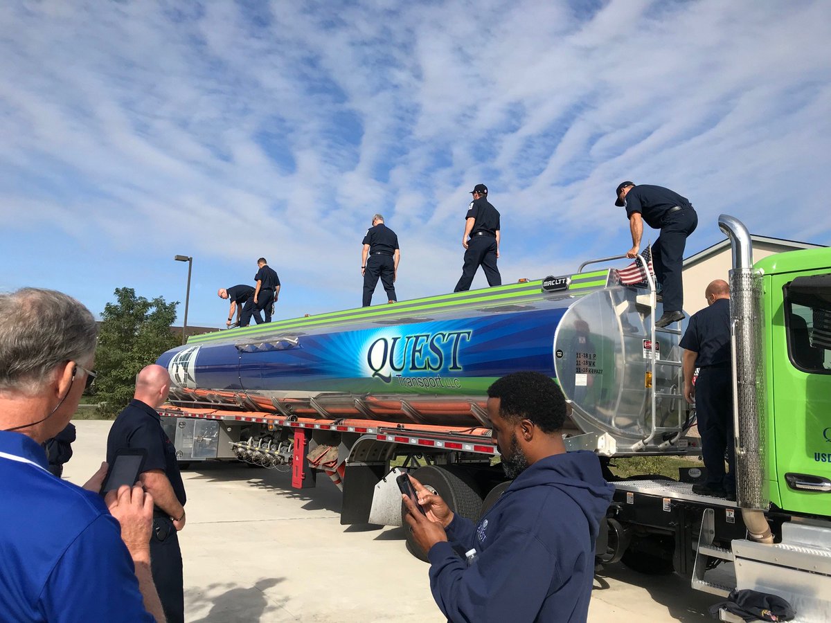 Loudoun Fire Rescue tweet media