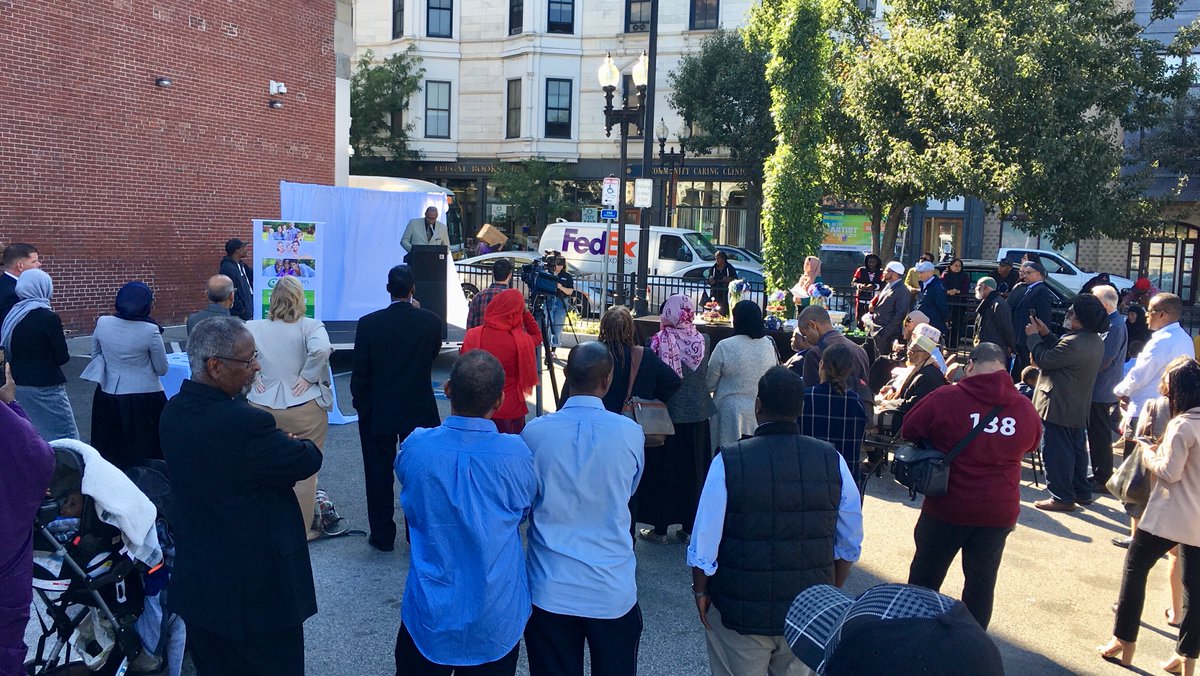 RoxburyMainSt's tweet photo. Congratulations to Community Caring Clinic (@communitycclin) on the grand opening of their new behavioral health office space right in the heart of Dudley Square at 55 Warren Street in Roxbury! https://t.co/7iiHJJRclO