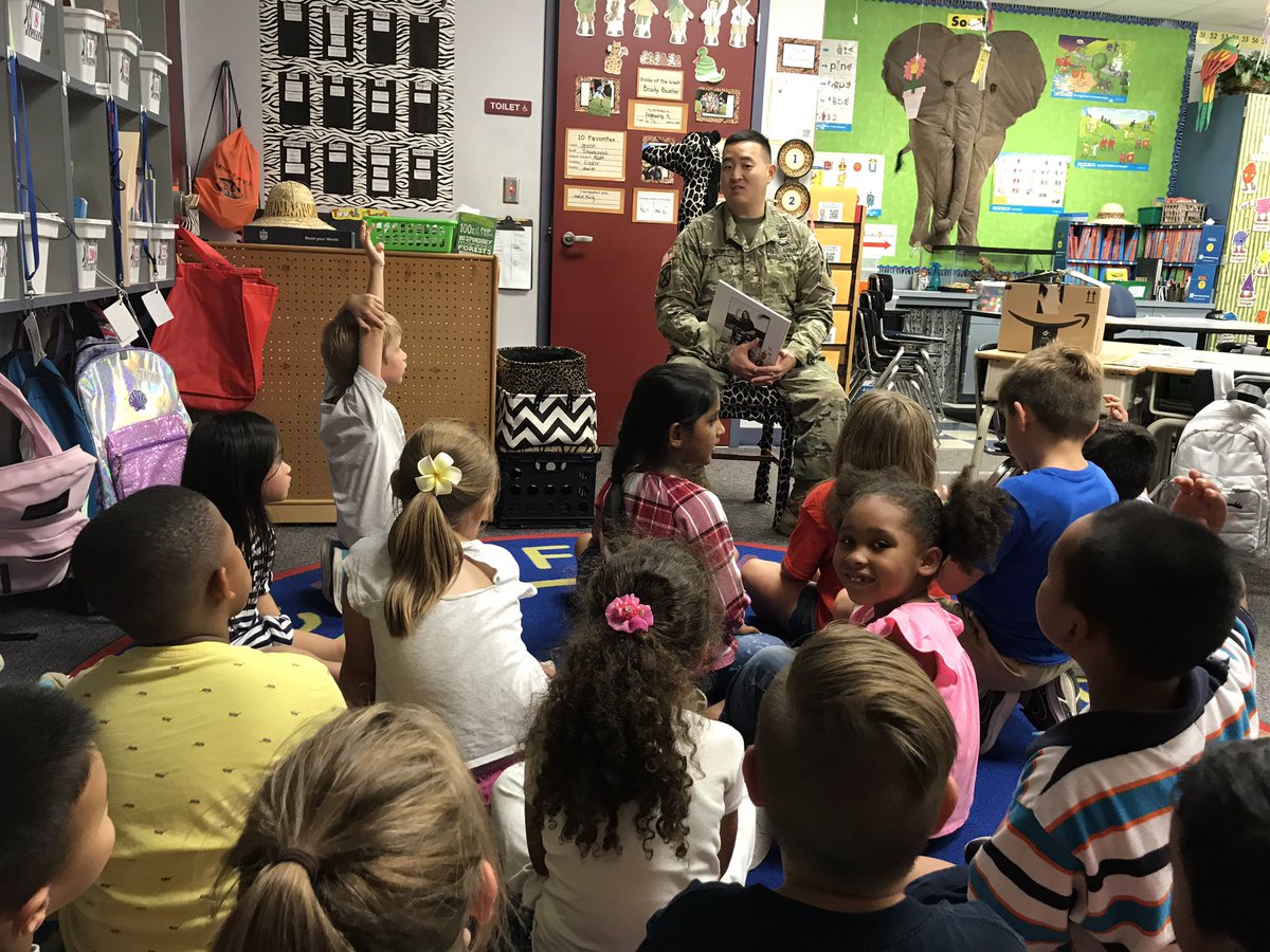 LSE_MrsVick1st's tweet image. What can be better to encourage our 1st graders to read but a Mystery Reader!                        Clues: I am a dad of a boy in this class.
I have parachuted out of an airplane. 
I am a soldier in the United States Army.  #readingisfun!  #Mrsvicks1stgradeclass #LSES