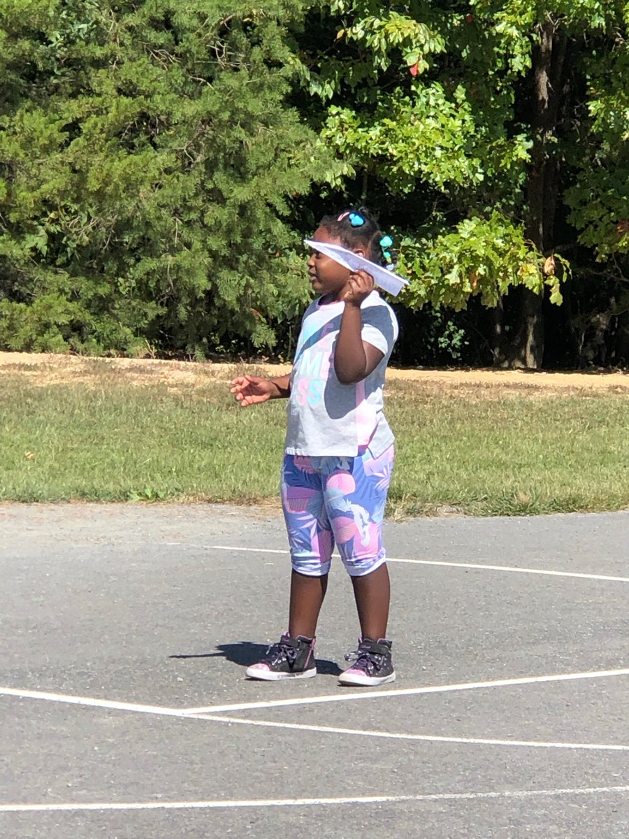 WindingCreekES's tweet photo. 1st grade is learning about the design process by making and testing paper airplanes.  #wcesh_h #windingcreekes #c5w https://t.co/Dj5AlkhMU5