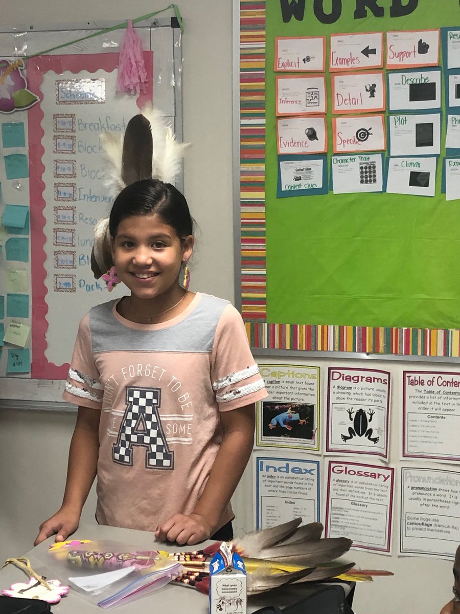 JasmineSpring2's tweet photo. Mrs. Lowery came in and talked about Native American Regalia and how Native Americans view respect to go with our social studies unit . # wework #dolphinville https://t.co/4fQzq9omcg