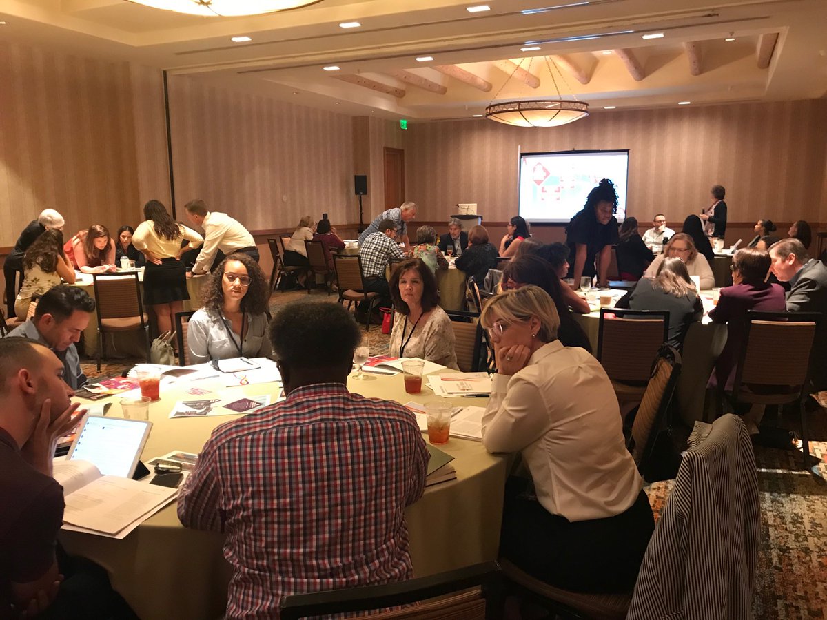 LaurieCLiles's tweet photo. Wow! Great turnout for ⁦@AZgrantmakers⁩ #PowerMovesEquity workshop with ⁦@NCRP⁩. Looks like we’re onto something as we #TransformAz. https://t.co/0ztL6ZERV1