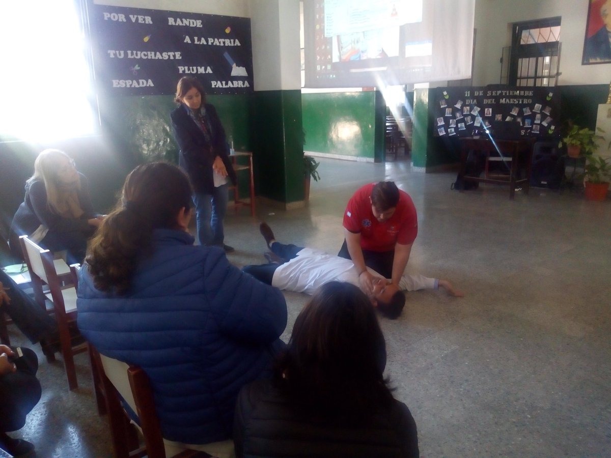 DisqueFNDN's tweet photo. Our latest Save A Life super user empowered 35 people to #SaveALife in Argentina. The organization is Sigue Salvando Vidas - Teachers of the elementary school Domingo Faustino Sarmiento! Keep empowering others to save lives! https://t.co/A5TQpEDTkb