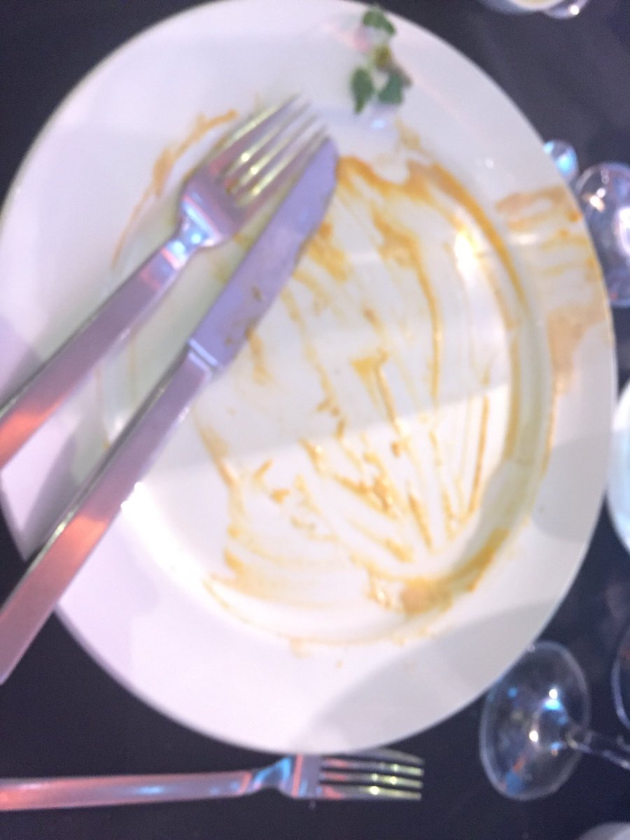 TimFoodTrainer's tweet photo. Ready for pudding, bring on the awards @catererdotcom #peopleswards19 https://t.co/D5eFfjOiik