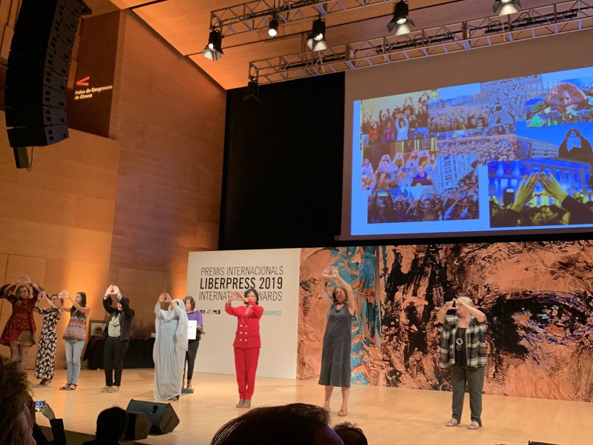 LaiaPelachSaget's tweet photo. Als Premis @liberpress_int es reconeix el compromís d’una colla de personatges i entitats envers lluites diverses que tenen en comú el treball per un món millor. #PremisLiberpress https://t.co/uZXoadLtsJ