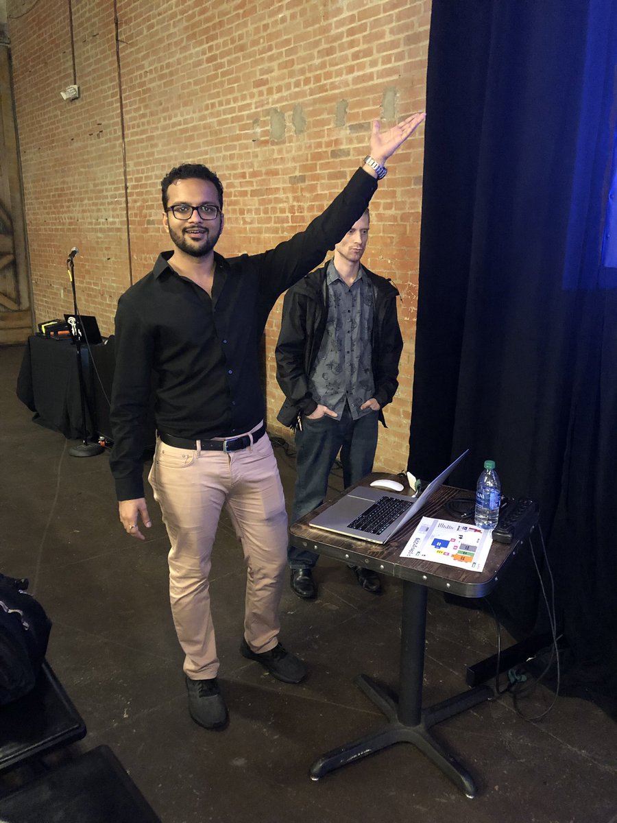 averic6's tweet photo. @jayneil kicking off his talk on Atomic Design Habits!! #BigD19 #BigD2019 #uxsa #ux @UNTUXSA @UX_UTD https://t.co/lq8PB6zFrq