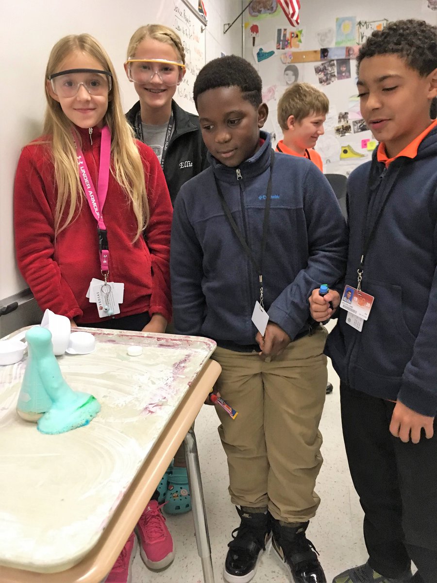 mrkramerfsd's tweet photo. These gentlemen, along with their audience participators, taught us about the reaction taking place in elephant toothpaste! #6thgradeHAPPenings #CSS #pretzelpride #science https://t.co/ABwA4hlZii