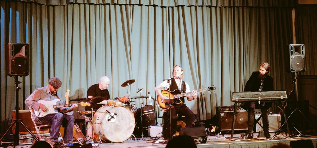 Marsden_WAW's tweet photo. Great music, great atmosphere .. great start to the Marsden Walking Festival :) Cheers, @swilliamsband ! .. #Marsden #MWawWalks19 #WalkingFestival #MarsdenVillage #LiveMusic https://t.co/PDNmLVL500