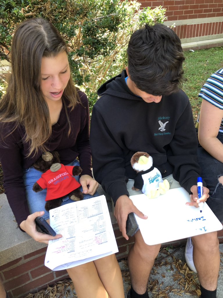 WeAreHickory's tweet photo. We are ONE community! The Grizzly went to school with the Hawks today! He powered up at lunch, was inspired by Chemistry, and engaged with  Spanish students! #InspireCPS #ItsaHawkGrizzlyFriendship #ThisIsHowWeSOAR @grassfield_hs https://t.co/HVXSsk6WaV
