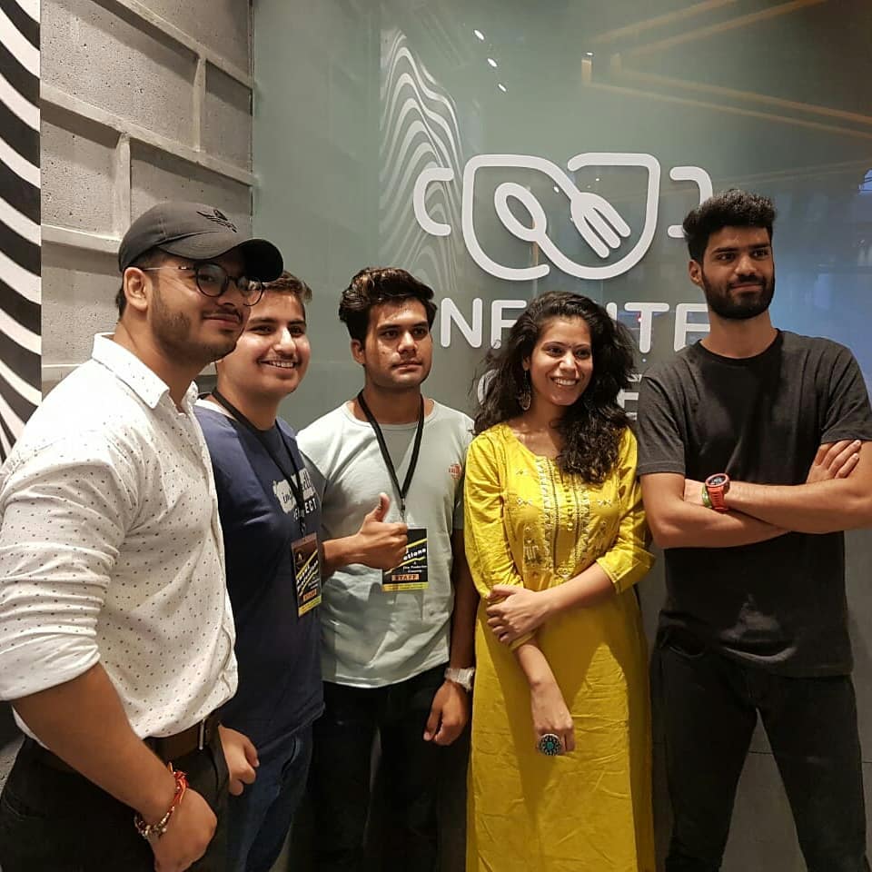 khayaalkiudaan's tweet photo. Thanks for your response for "Khuwaish"!
It was great to see how people gathered to listen to the story of a mountaineer!
#Khuwaish #storyofmountains #Mountaineering #storyOfMountaineer #Struggles #emotions #storytelling #storyteller #InfiniteCafe #KhayaalonKiUdaan https://t.co/Qtd0uH78V2