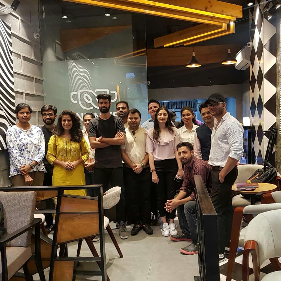 khayaalkiudaan's tweet photo. Thanks for your response for "Khuwaish"!
It was great to see how people gathered to listen to the story of a mountaineer!
#Khuwaish #storyofmountains #Mountaineering #storyOfMountaineer #Struggles #emotions #storytelling #storyteller #InfiniteCafe #KhayaalonKiUdaan https://t.co/Qtd0uH78V2