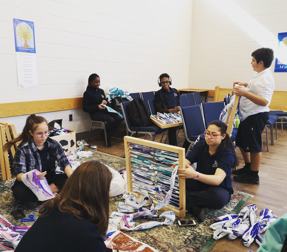 MsT_Chaplaincy's tweet image. Our #CrusadersInAction working on our next milk bag mat! #reducewaste #reusebeforerecycle. @AssumptionHCDSB #HCDSBelieve #BlueGoesGreen