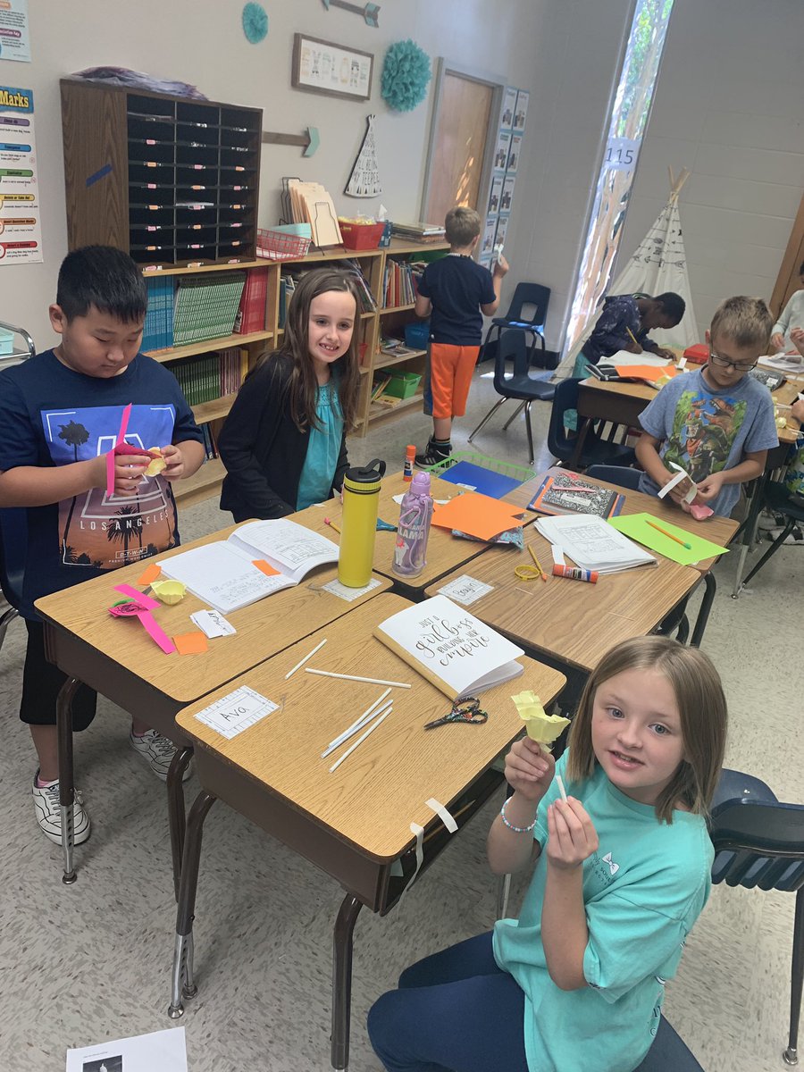 Ms_Selleck's tweet photo. Happy STEM day! Ms.Selleck’s class had tons of fun being engineers and creating helicopters today! 🚁 @Eagles_BSI https://t.co/C7rMQhvYvr